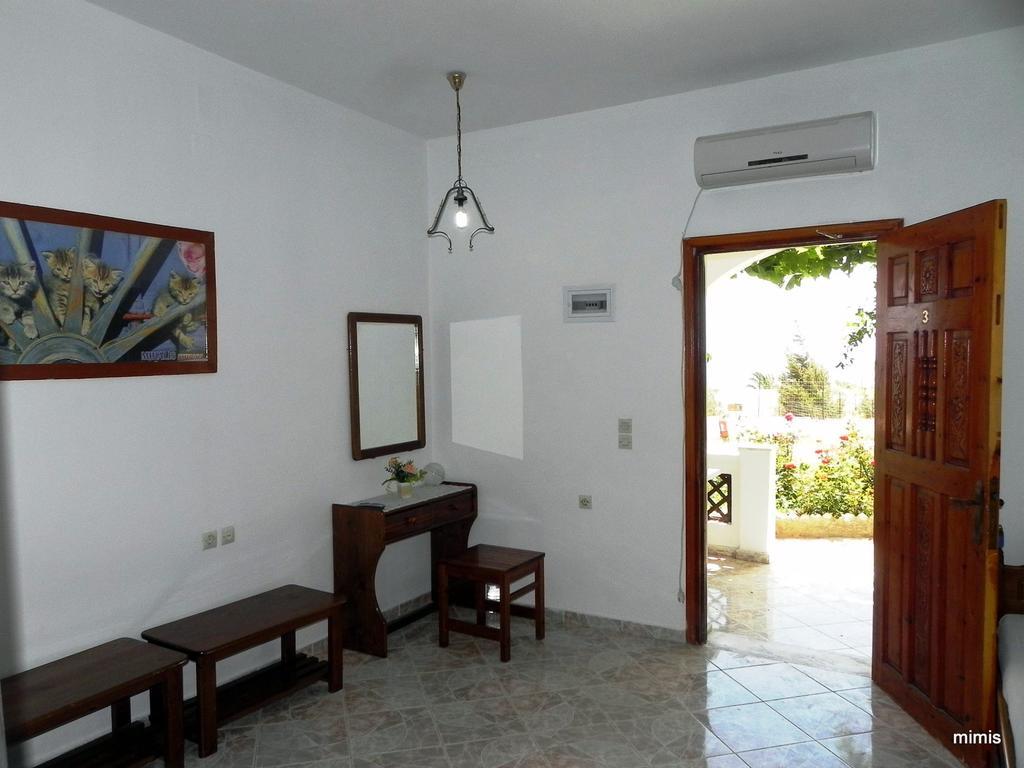 Mihalis Studios Lakki (Karpathos) Quarto foto